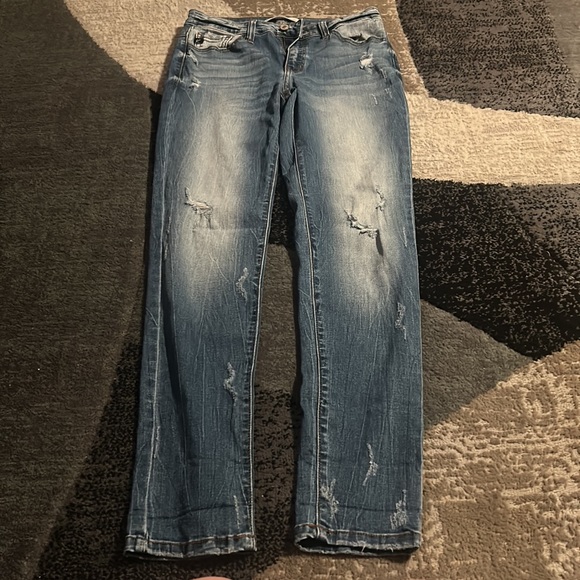 KanCan Distressed Skinny Jeans - Picture 7 of 7